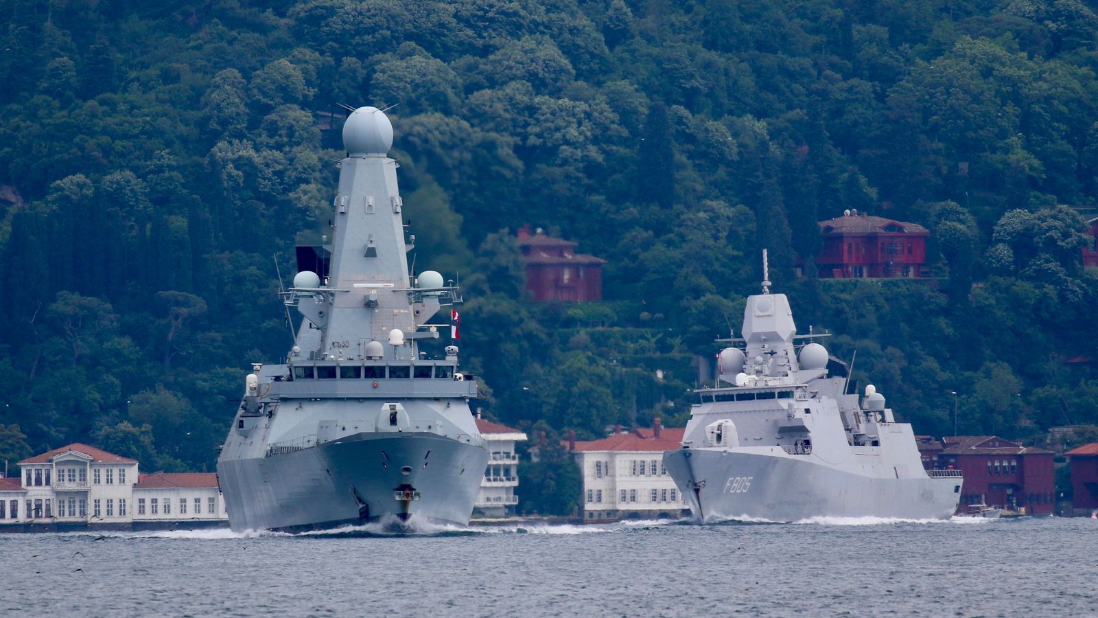 Russia Accused Of Threatening Dutch Warship On Patrol With Britain's ...