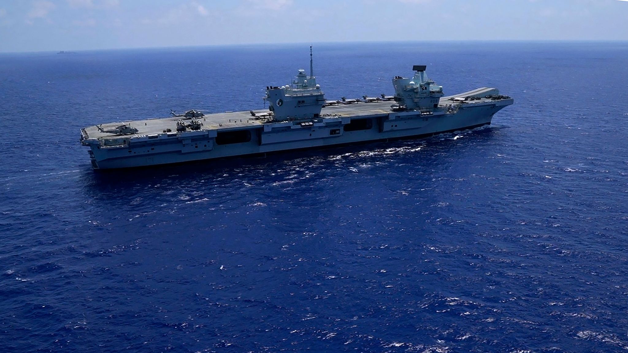 UK S New Aircraft Carrier HMS Queen Elizabeth Proves Object Of   Skynews Elizabeth Aircraft 5423378 