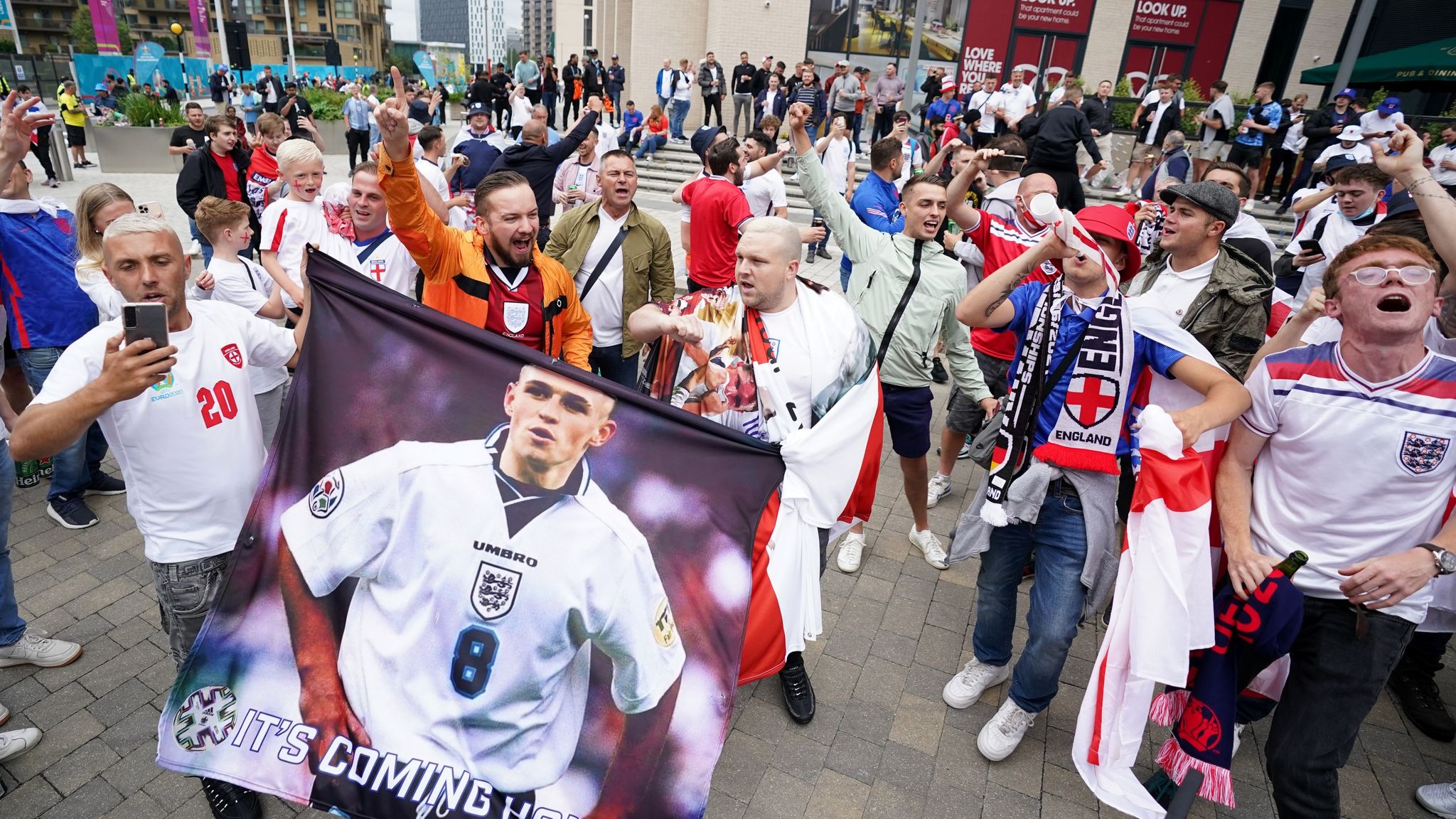 Euro 2020: England Fans Gather For Team's Knockout Clash With Germany ...