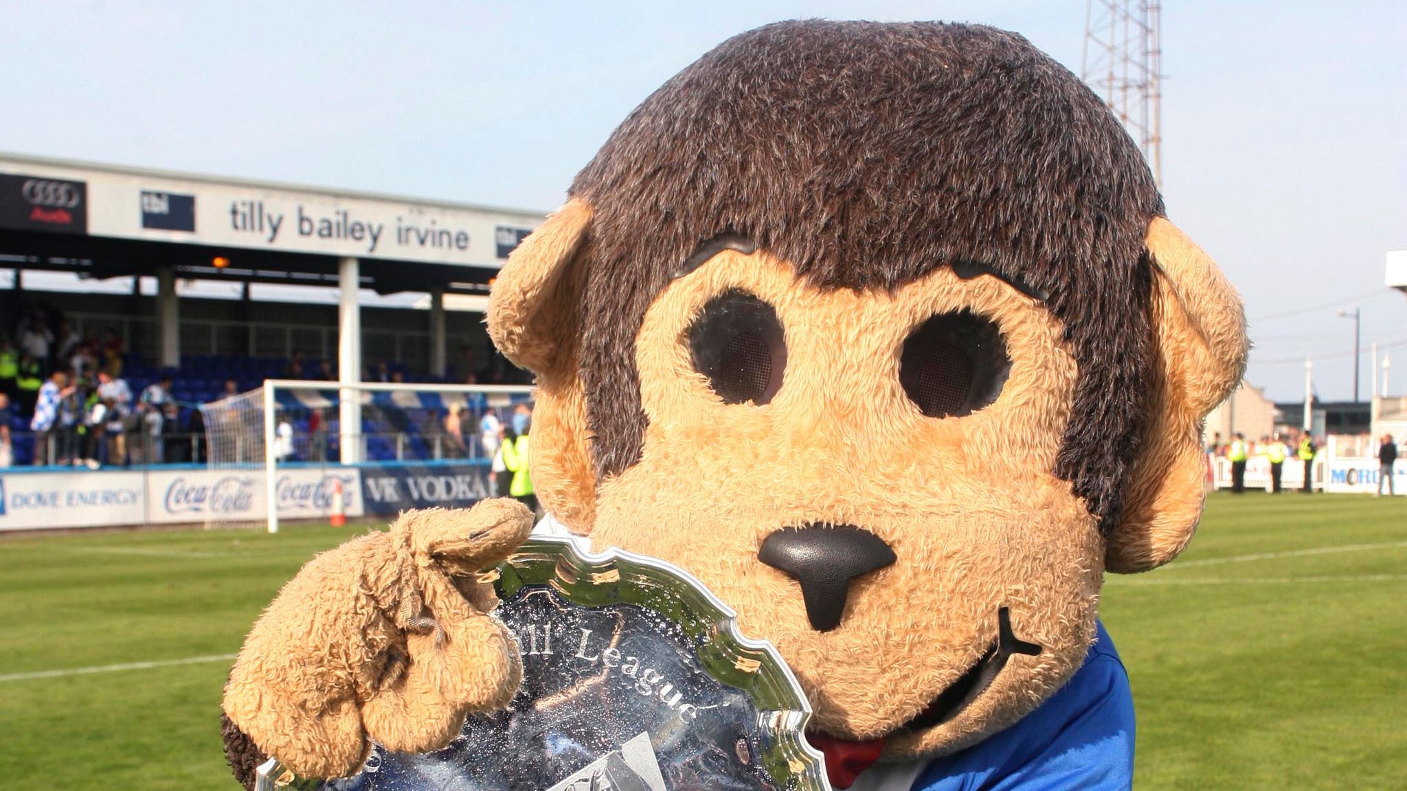 Hartlepool's monkey statue to be given 'explanatory sign' to avoid