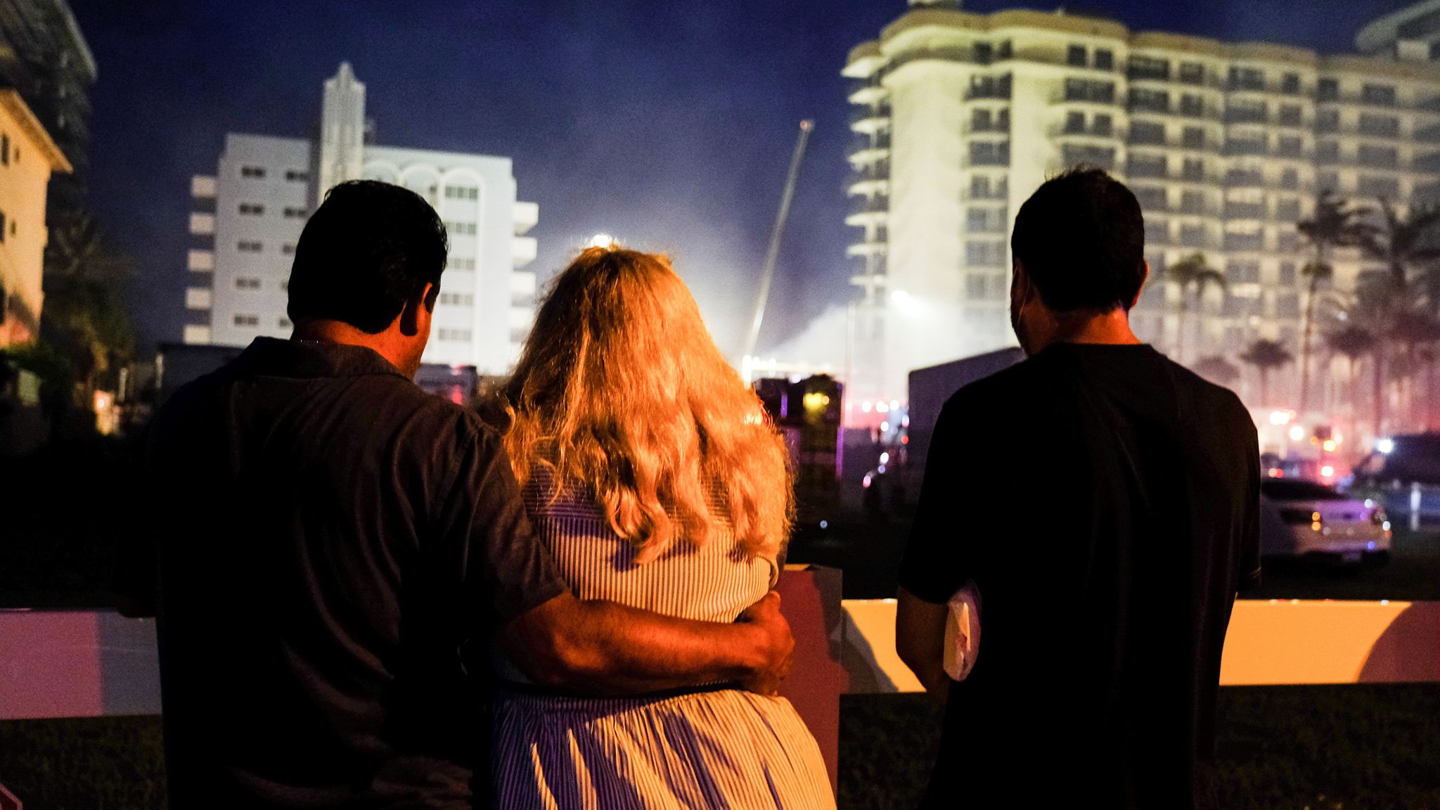 Miami building collapse: Residents of sister block leave their homes  despite being told there is no need to evacuate, US News