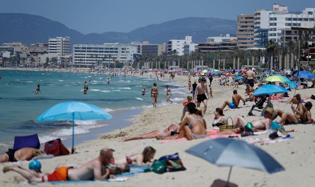 COVID-19: Ahead of green travel list update, what's the situation in holiday hotspots and how do rates compare? - Vimarsana News