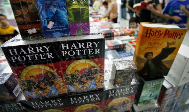 Harry Potter publisher Bloomsbury thrives during pandemic lockdowns - Vimarsana News