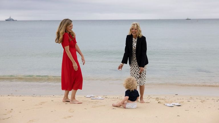 Download Boris Johnson S Wife Carrie And Their Son Wilfred Have Fun On Beach In Cornwall With Us First Lady Politics News Sky News