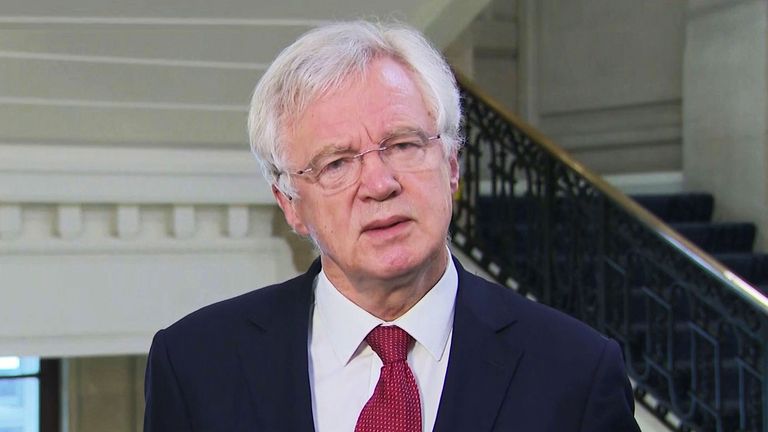 Ex-secrétaire du Brexit, David Davis, député