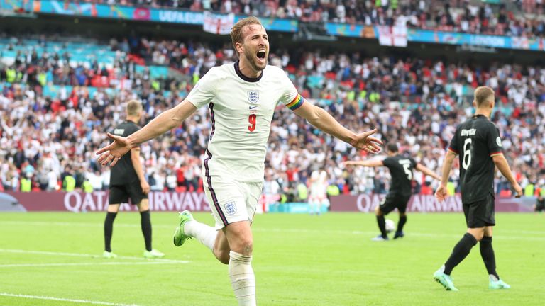 Soccer Football - Euro 2020 - Round of 16 - England v Germany - Wembley Stadium, London, Britain - June 29, 2021 England&#39;s Harry Kane celebrates scoring their second goal Pool via REUTERS/Catherine Ivill
