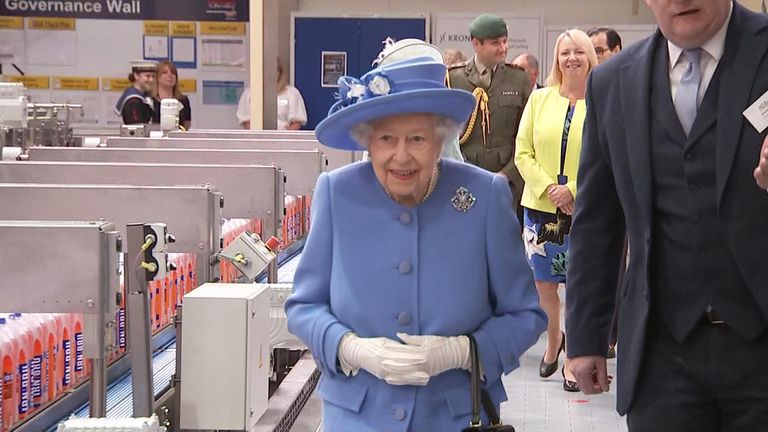 The Queen visits Irn Bru factory.
