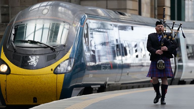 A piper was there to greet train as it arrived at Glasgow Central Station