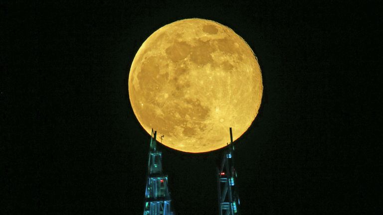 April&#39;s pink supermoon, as seen above the Shard in London
