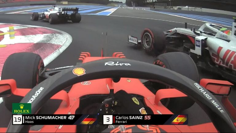 Carlos Sainz de Ferrari evitó por poco un accidente de avión con el piloto de Haas Mick Schumacher durante la FP3 en Francia.