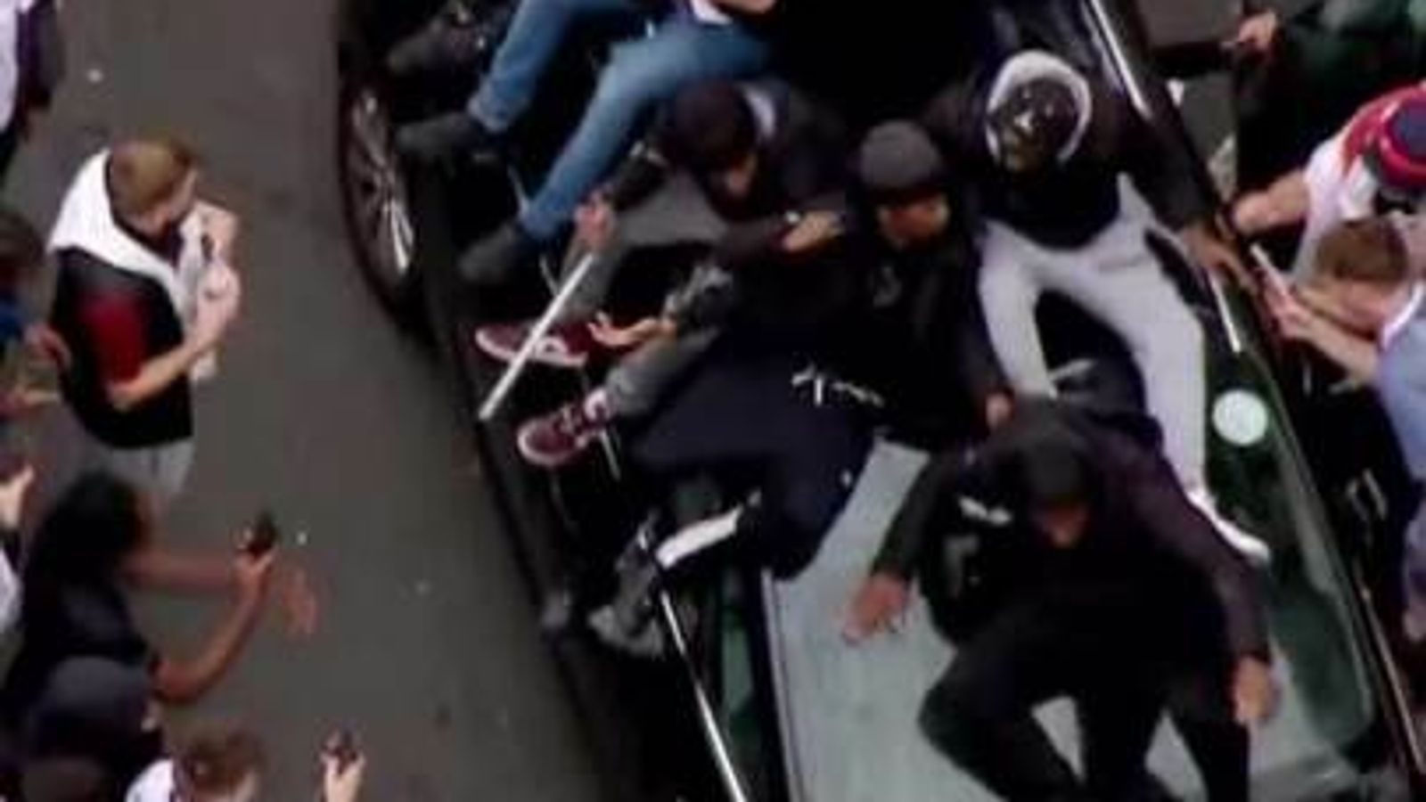 pic England Fans Riot 2