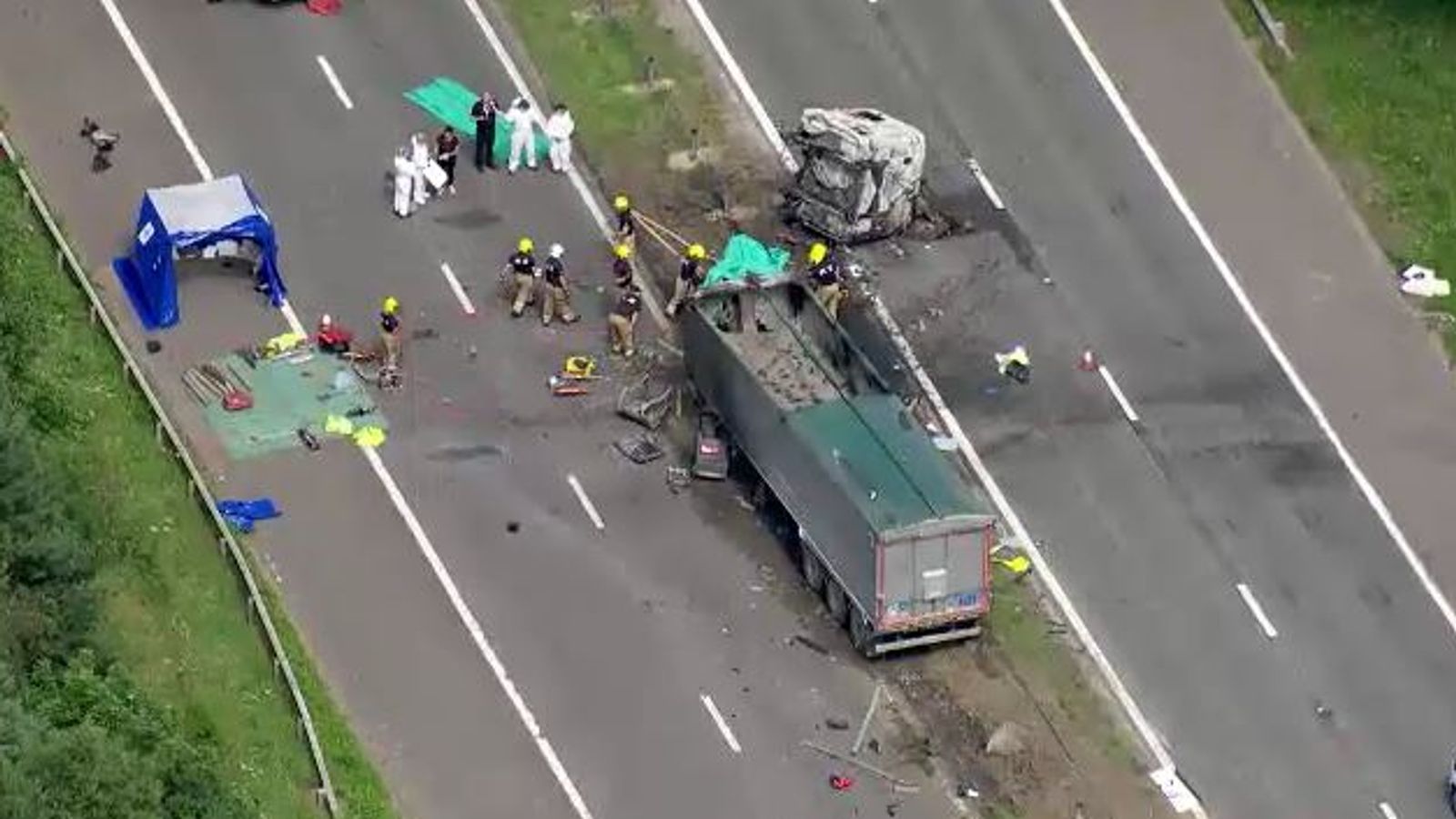 Three people confirmed to have died in A1 M crash near Bowburn