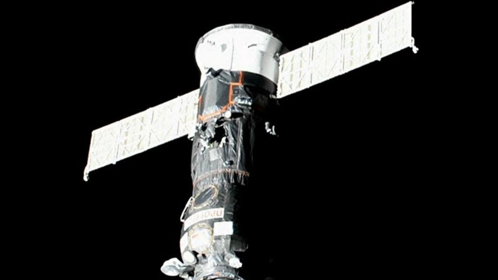 Crewless capsule docks successfully and delivers supplies to ISS ...