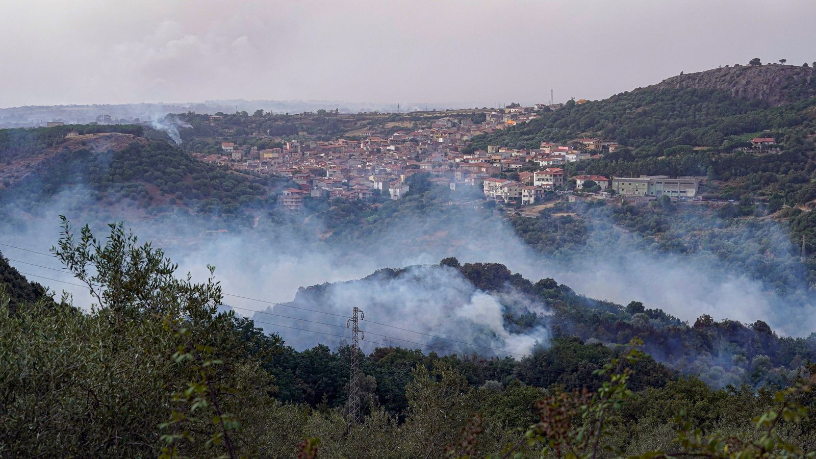Incendio in Italia: centinaia di persone costrette a lasciare le loro case in Sardegna “disastro senza precedenti” |  Notizie dal mondo