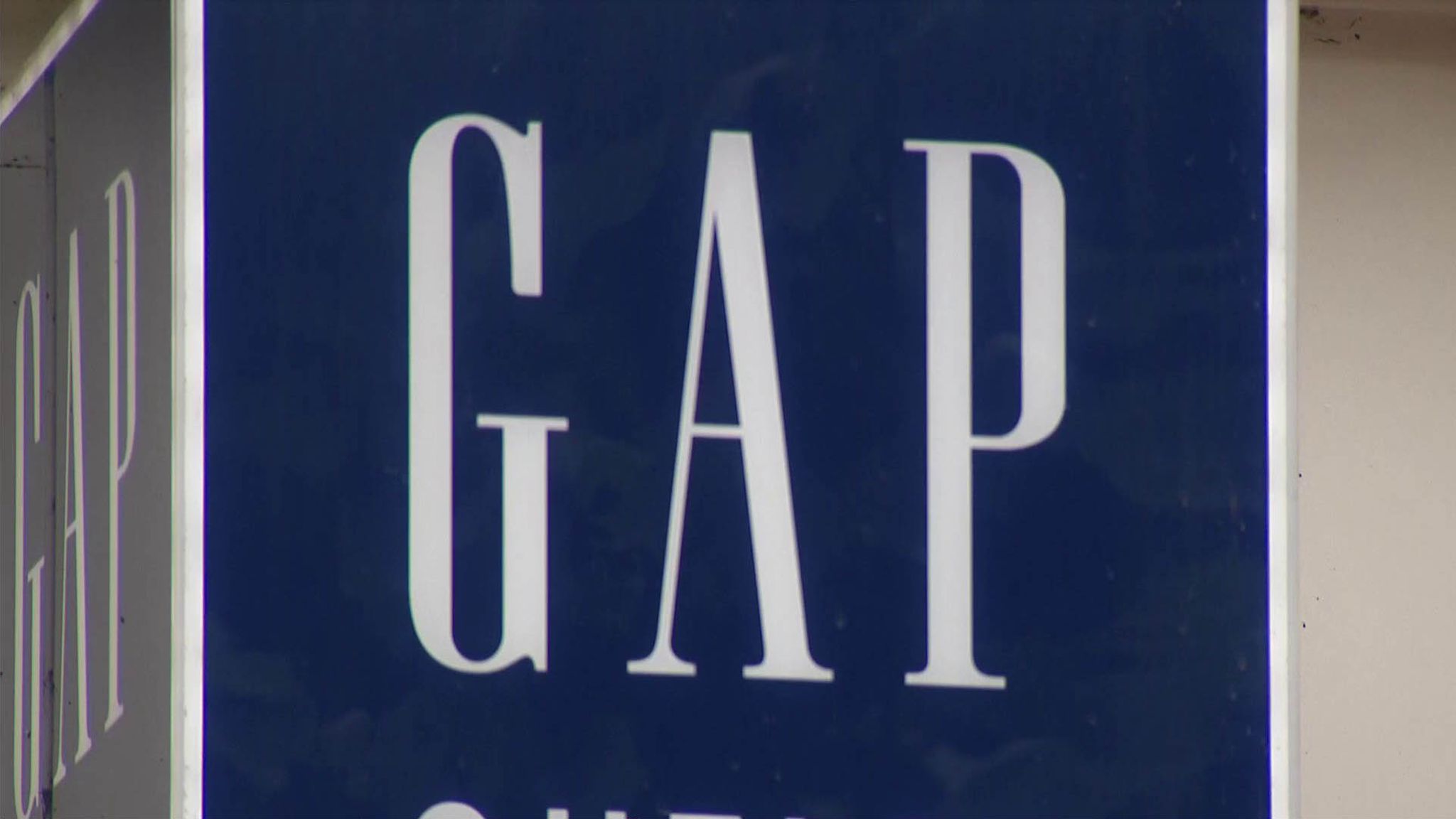 Four reasons why Gap is closing its shops in the UK