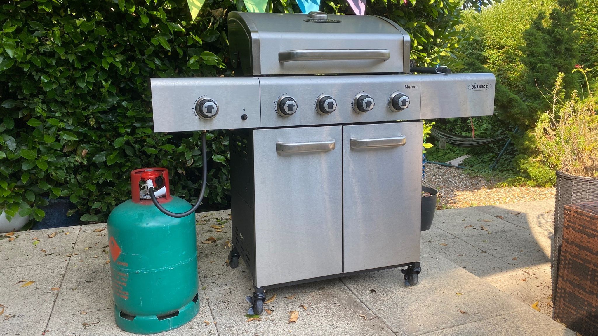 HOW TO MAKE BBQ GRILL FROM A EMPTY GAS CYLINDER