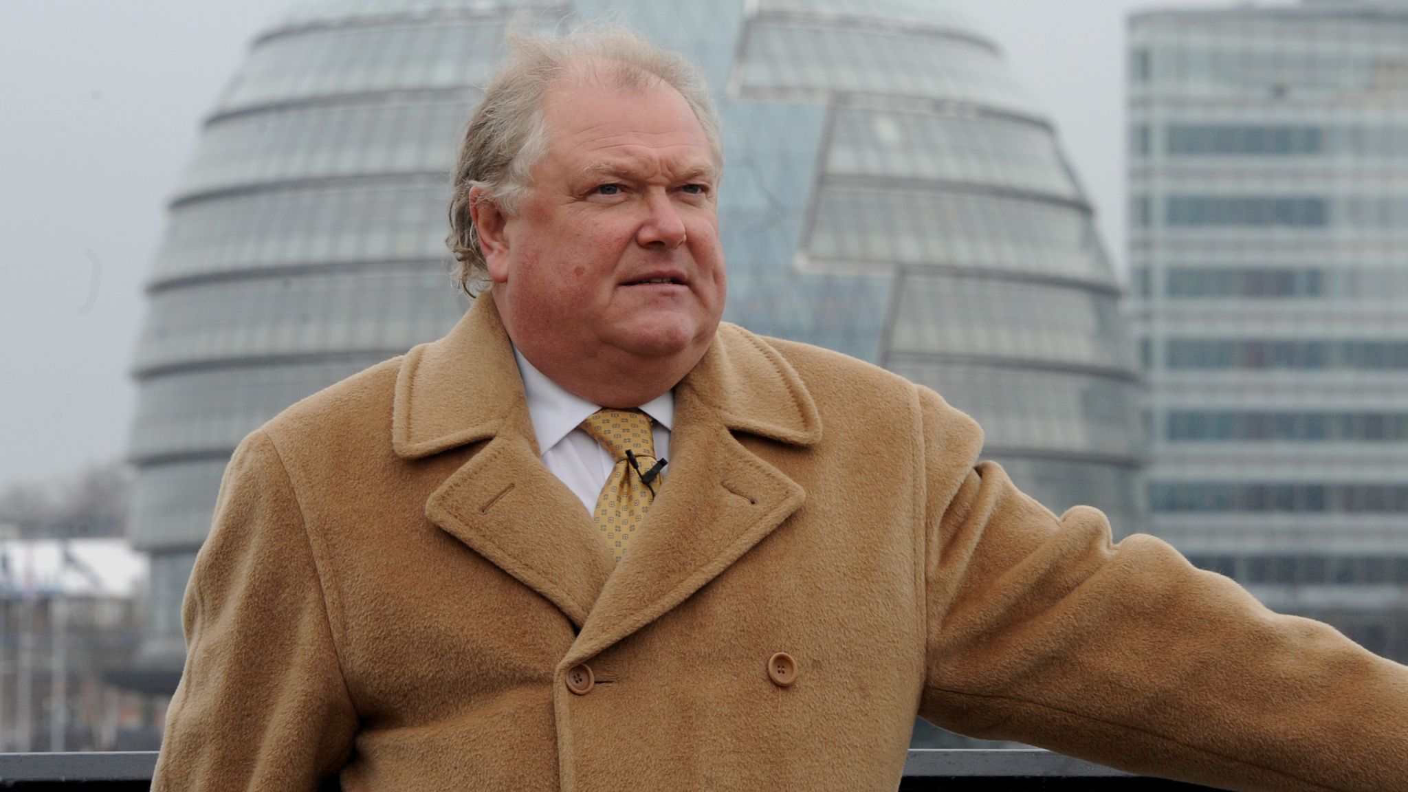 Alex Scott hits back at former minister's criticism of her