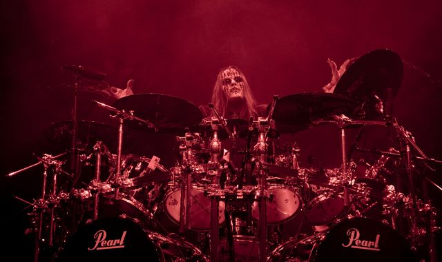 Former Slipknot drummer Joey Jordison dies aged 46 - Vimarsana News