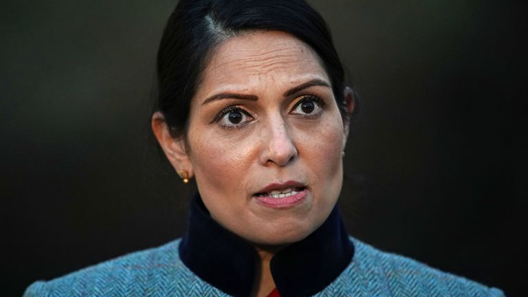 Photo de fichier en date du 28/1/2021 de Priti Patel.  Le ministère de l'Intérieur a également refusé de dire combien il a dépensé pour la caserne Napier ou combien d'argent a été remis aux entrepreneurs.  Date d'émission : mardi 6 juillet 2021.