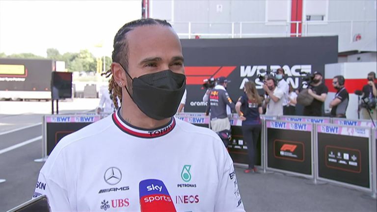 Lewis Hamilton a été surpris par le rythme de Mercedes alors que lui et Valtteri Bottas ont assuré un verrouillage au premier rang