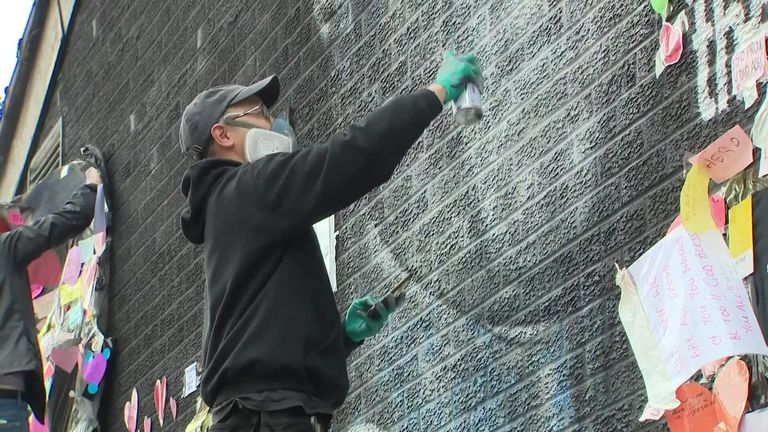 Rashford mural repaired by street artist