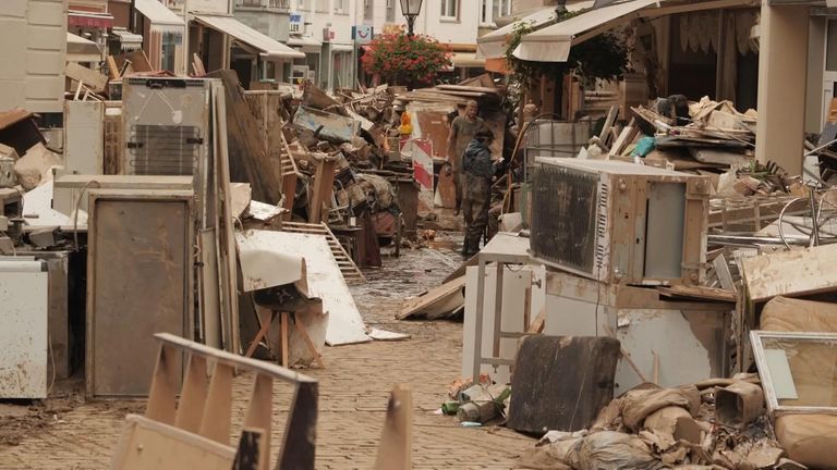 Débris laissés dans la ville d'Ahrweiler