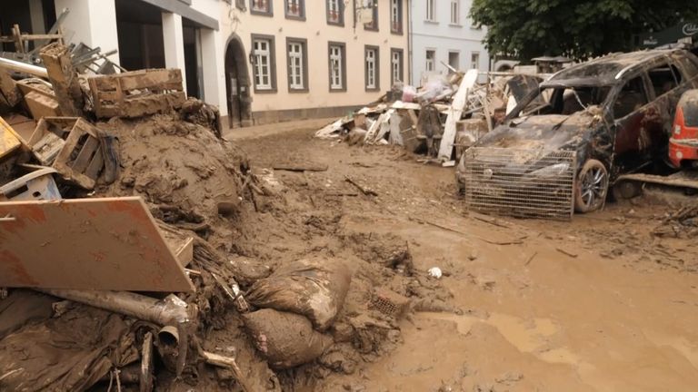 Débris laissés dans la ville d'Ahrweiler