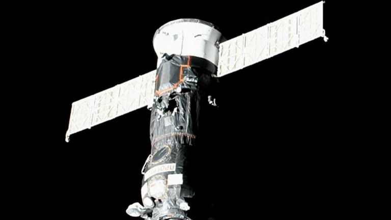 Unmanned capsule delivers supplies to ISS