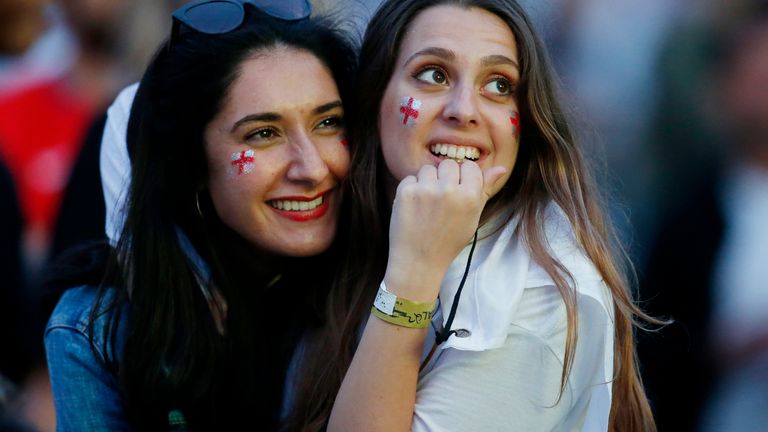 Soccer Football - Euro 2020 - Final - Fans gather for Italy v England - 4TheFans Fan Park, Manchester, Britain - July 11, 2021 England fans react while watching the match at 4TheFans Fan Park Action Images via Reuters/Ed Sykes