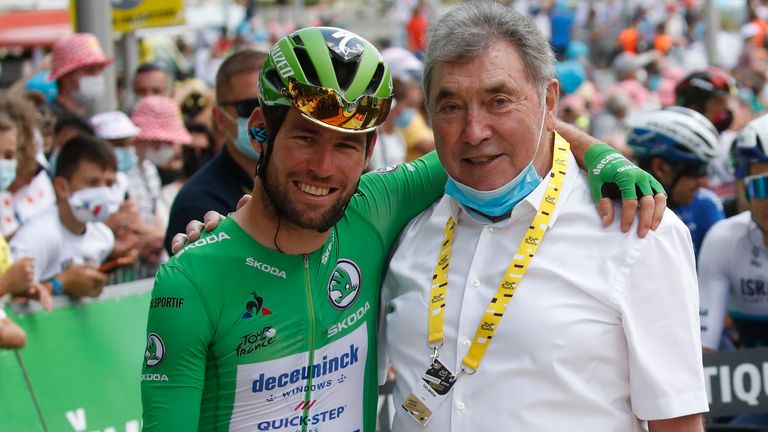 Mark Cavendish (L) and Eddy Merckx