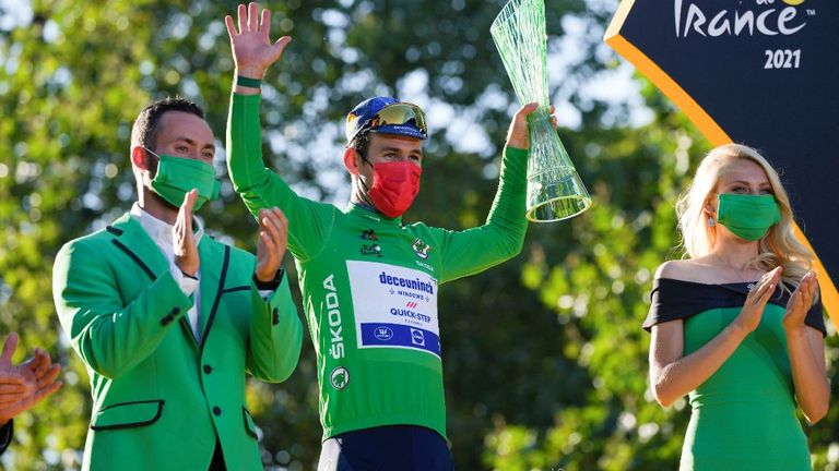 Mark Cavendish pictured wearing the best sprinter&#39;s green jersey. Image: AP