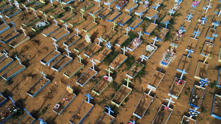 The Parque Taruma cemetery in Manaus