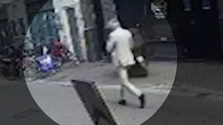 CCTV shows Peter R de Vries moments before shooting