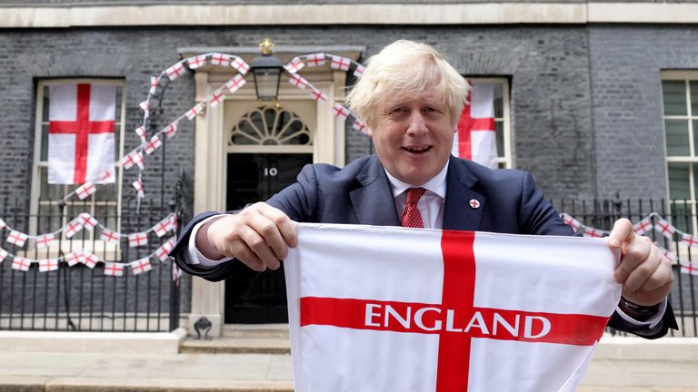 09/07/2021. London, United Kingdom. The Prime Minister Boris Johnson showing his support for England. The Prime Minister Boris Johnson in Downing Street wishing the England football team good luck ahead of the Euro 2020 Championship final against Italy on Sunday at Wembley. Picture by Andrew Parsons / No 10 Downing Street