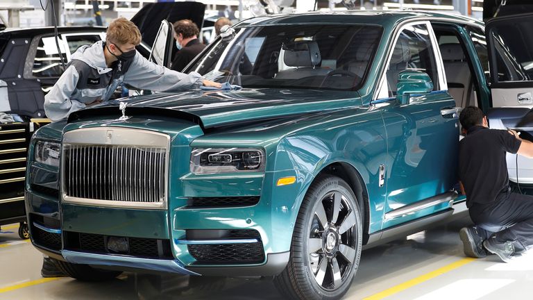 RollsRoyce updates the Phantom changes as little as possible  Top Gear