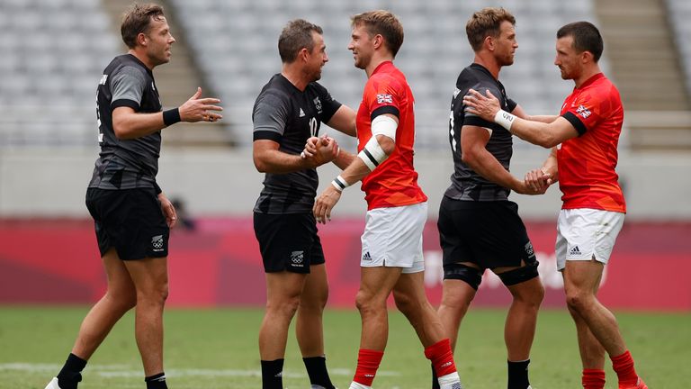 The British sevens team will have to play for bronze after a convincing loss to New Zealand