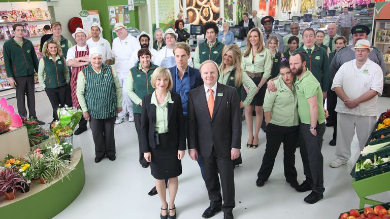 Trollied adalah salah satu acara yang dimulai di Sky One.  Gambar: Jon Hall / Sky