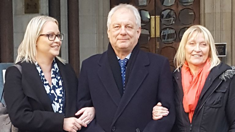 BEST QUALITY AVAILABLE Stephen Simmons with his wife Sue (right) and daughter Claire outside the Royal Courts of Justice in London. Mr Simmons, who was found guilty of stealing mailbags in the 1970s, has had his name cleared by leading judges. ... Stephen Simmons appeal ... 17-01-2018 ... London ... UK ... Photo credit should read: Jan Colley/PA Archive. Unique Reference No. 34503603 ... Picture date: Wednesday January 17, 2018. See PA story COURTS Mailbags. Photo credit should read: Jan Colley/