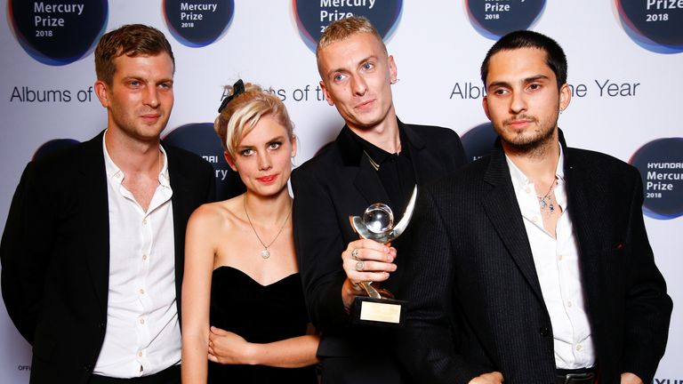 Wolf Alice in race against time to reach Glastonbury after asking fans for private jet