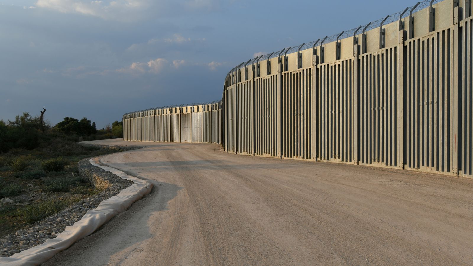 Забор на границе с Польшей