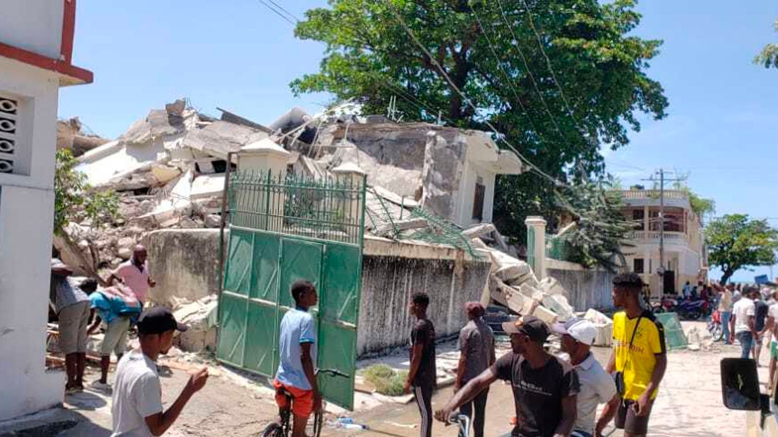 Haiti Earthquake: Death Toll Rises To 304 And State Of Emergency 