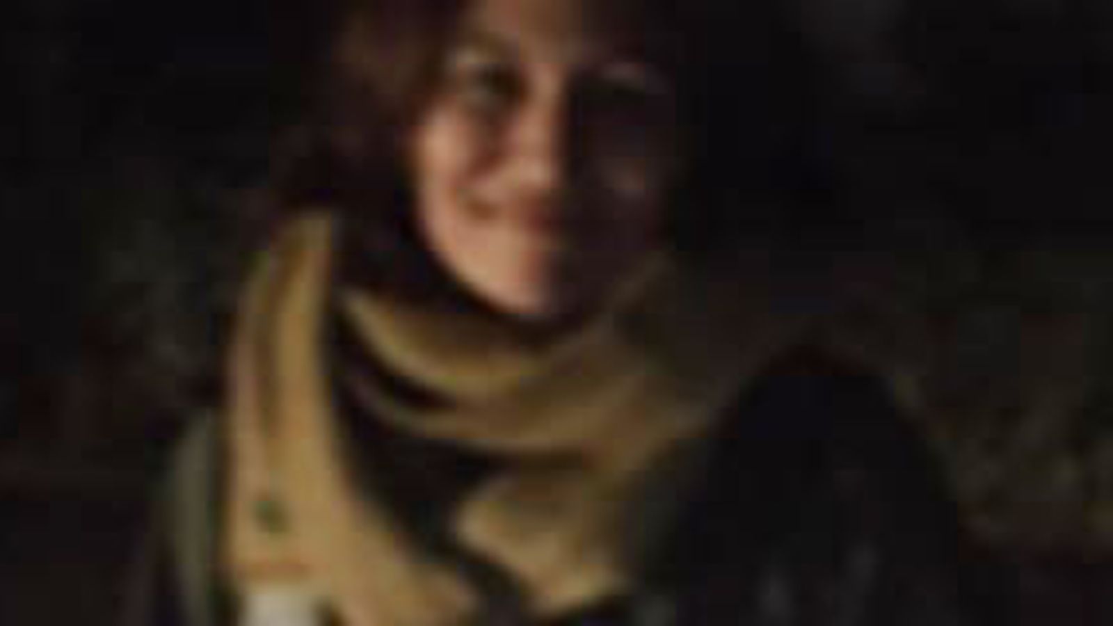 Oxfordshire: Police try to identify mystery woman found dead in lake as ...