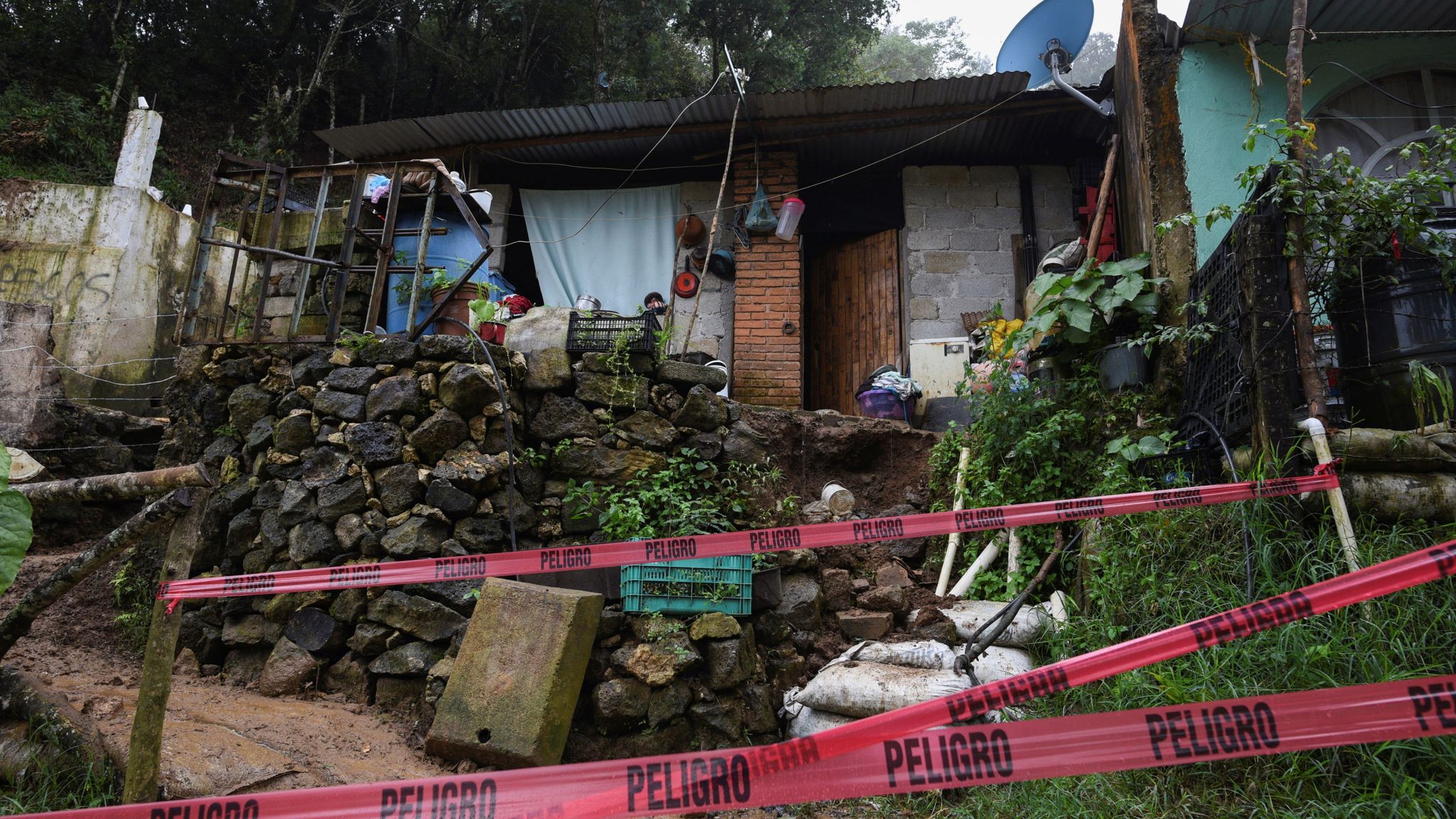 Mexico: At least eight dead as Hurricane Grace hits for a second time ...