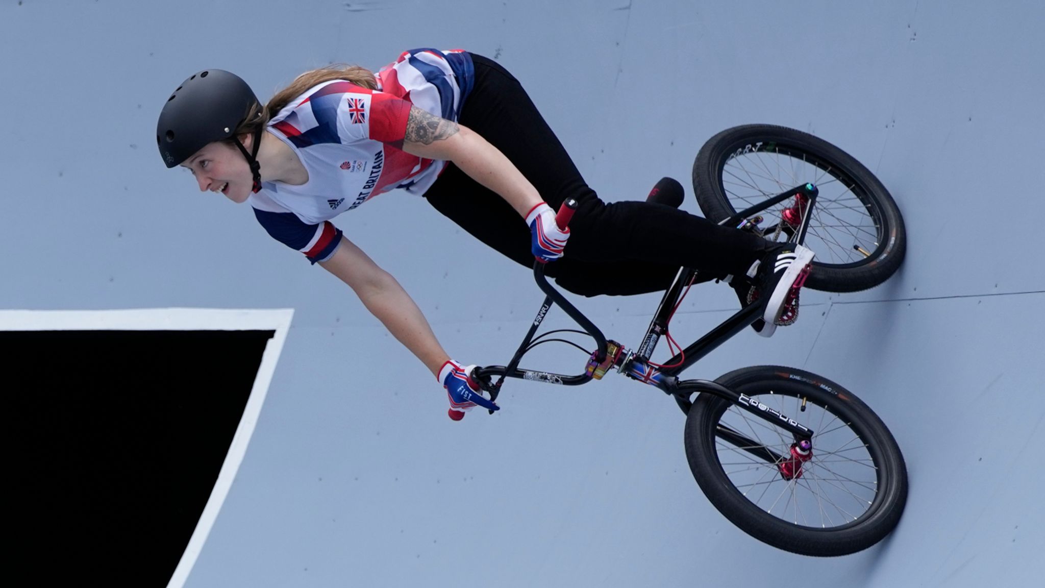 Tokyo Olympics Who is BMX freestyle star Charlotte Worthington