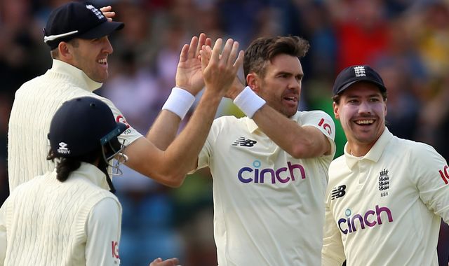 Anderson gets Rahul, Pujara early LIVE! - Q Radio