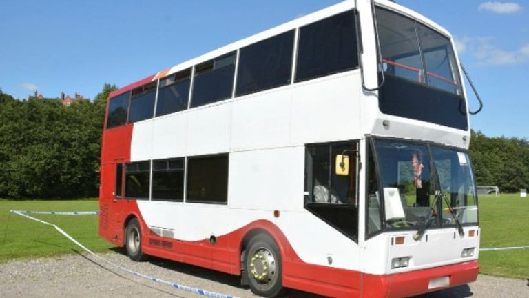 skynews brighton and hove bus 5494508