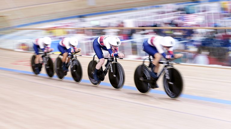 Laura Kenny and her teammates claimed the silver medal