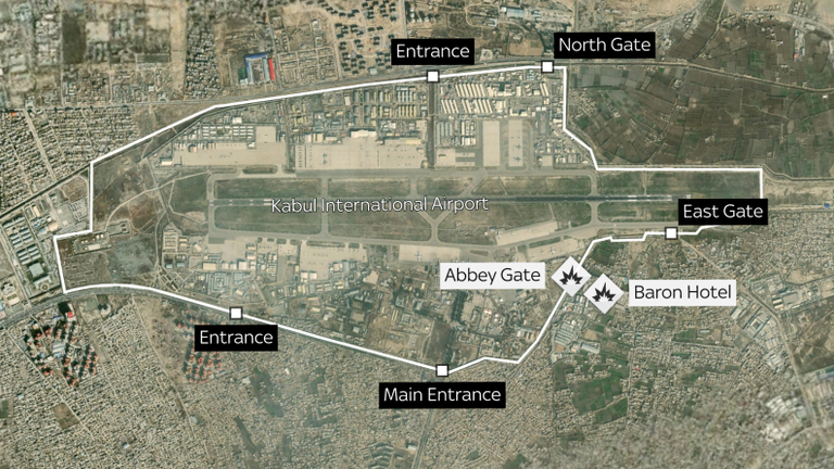 Deux explosions près de l'aéroport de Kaboul auraient tué des dizaines de civils et de soldats américains.