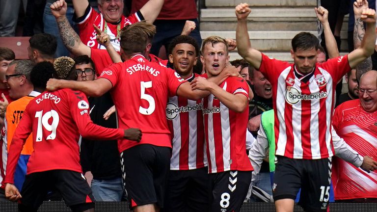 HT Southampton 1-0 Manchester Utd