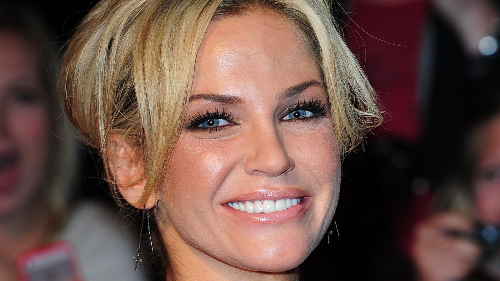 Sarah Harding: Ex-Girls Aloud bandmates remember singer on what would ...